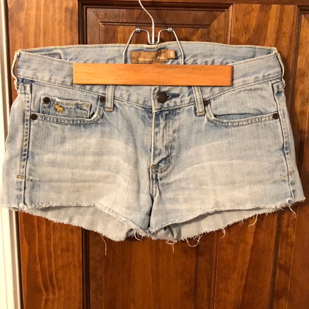Light wash jean shorts